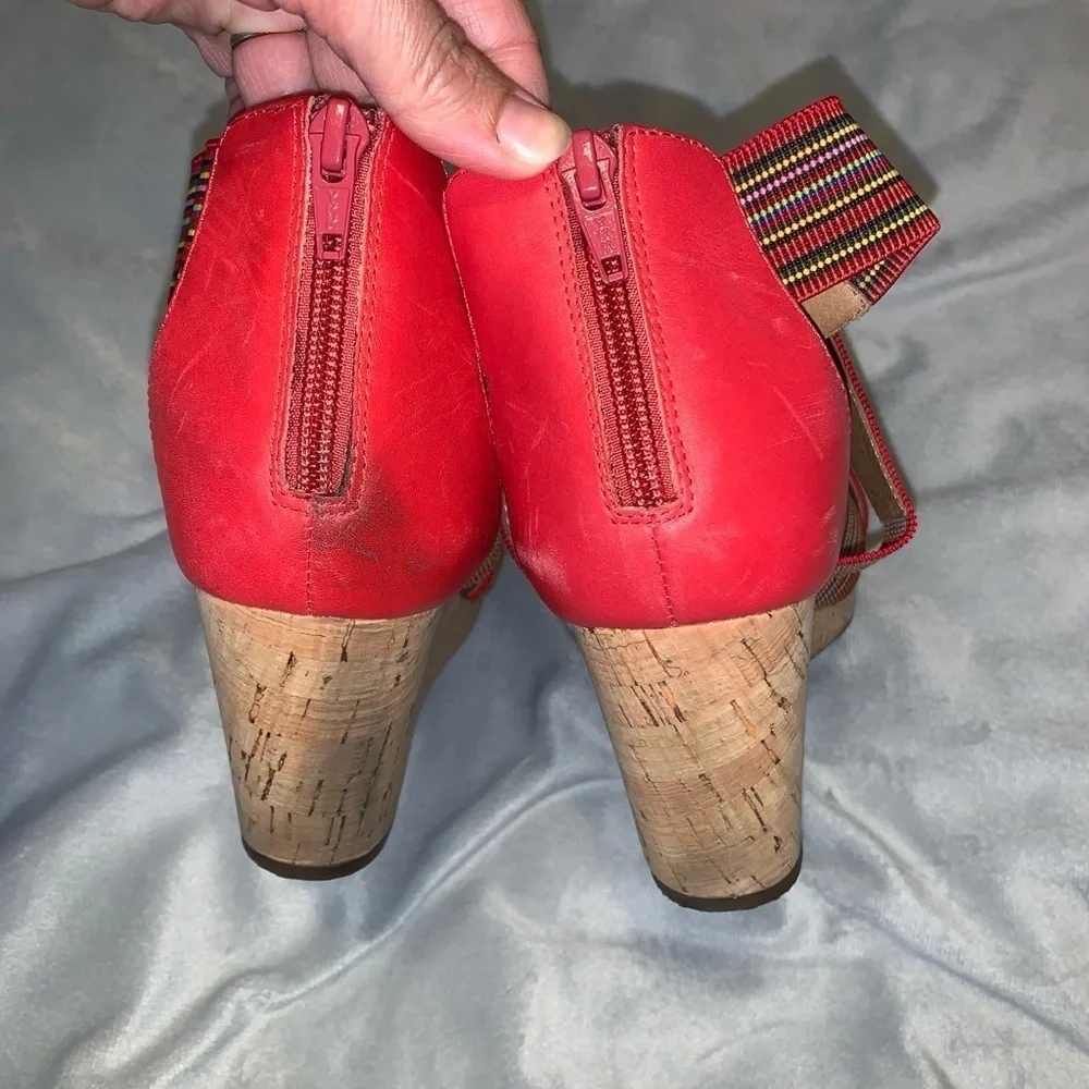 Sofft Cary red Colorful Strappy Wedge cork Sandals size 10 leather color summer
